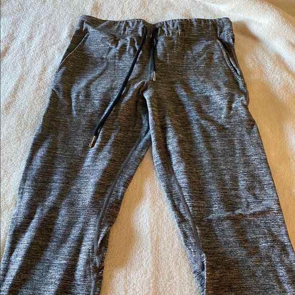 Crop Shop Boutique Grey Leggings - Picture 2 of 5